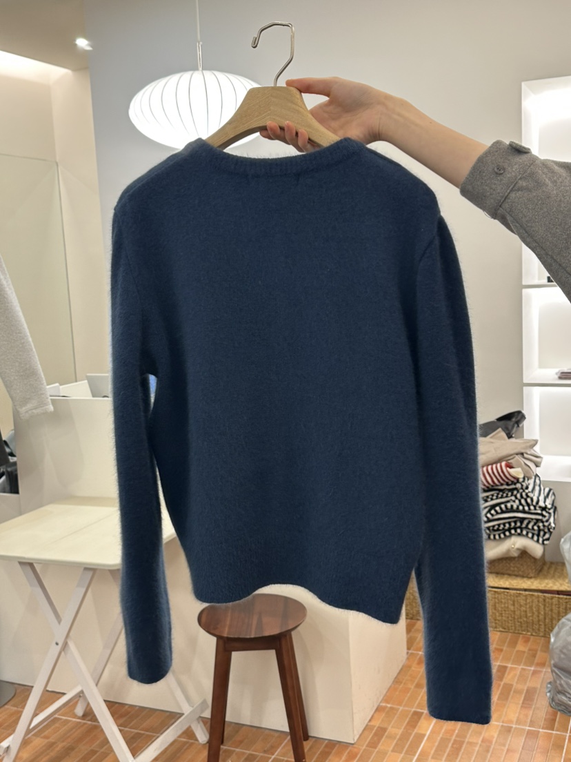 LOGON韓國直郵㊣女裝新款25秋冬職業推薦時尚熱賣針織衫浣熊LOGON針織衫