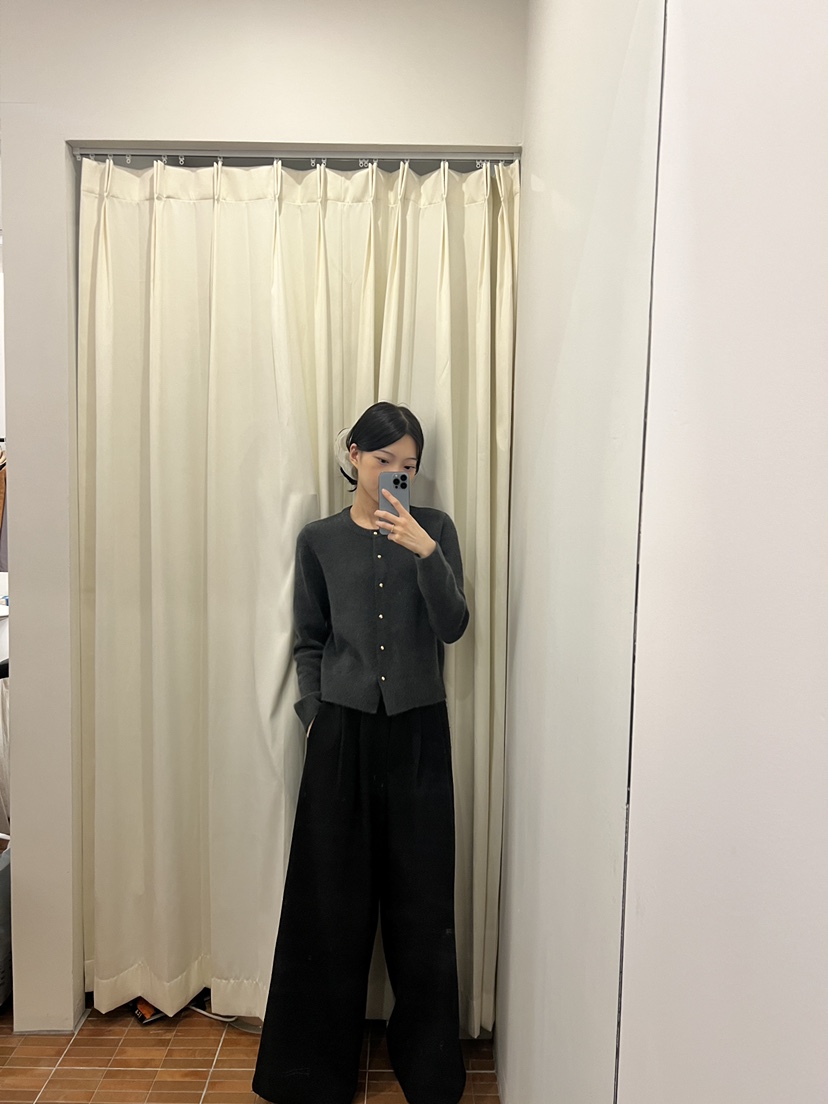 LOGON韓國直郵㊣女裝新款25秋冬職業推薦時尚熱賣針織衫浣熊LOGON針織衫