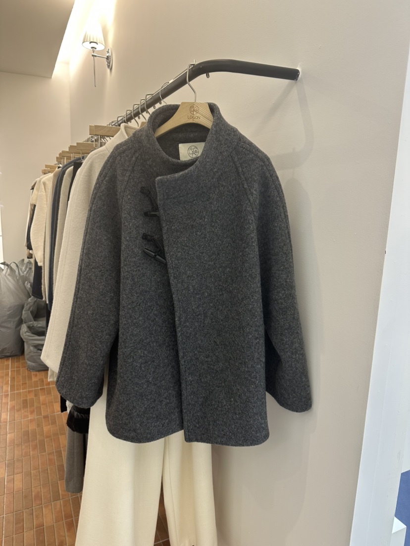 LOGON韓國代購㊣女裝新品真品熱賣時尚人氣推薦25秋冬中長款大衣LOGON中長款大衣圖色1