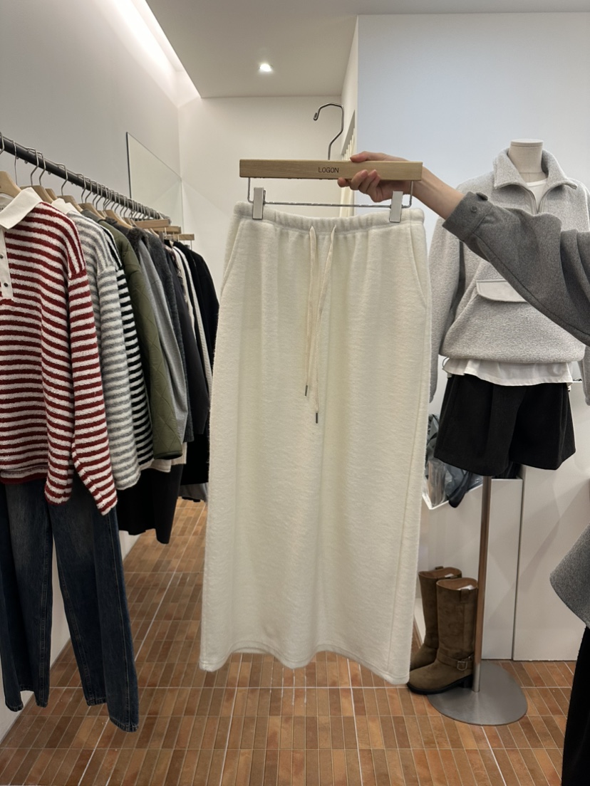 LOGON韓國代購㊣女士新品熱賣推薦人氣休閑真品長裙羊毛羅紋LOGON長裙圖色2