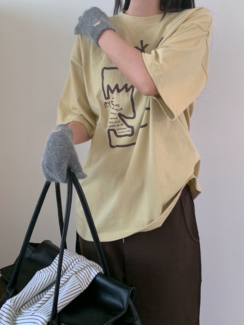 ZITTEN東大門㊣直郵女士新品時尚職業熱賣休閑真品人氣25秋冬T恤ZITTENT恤