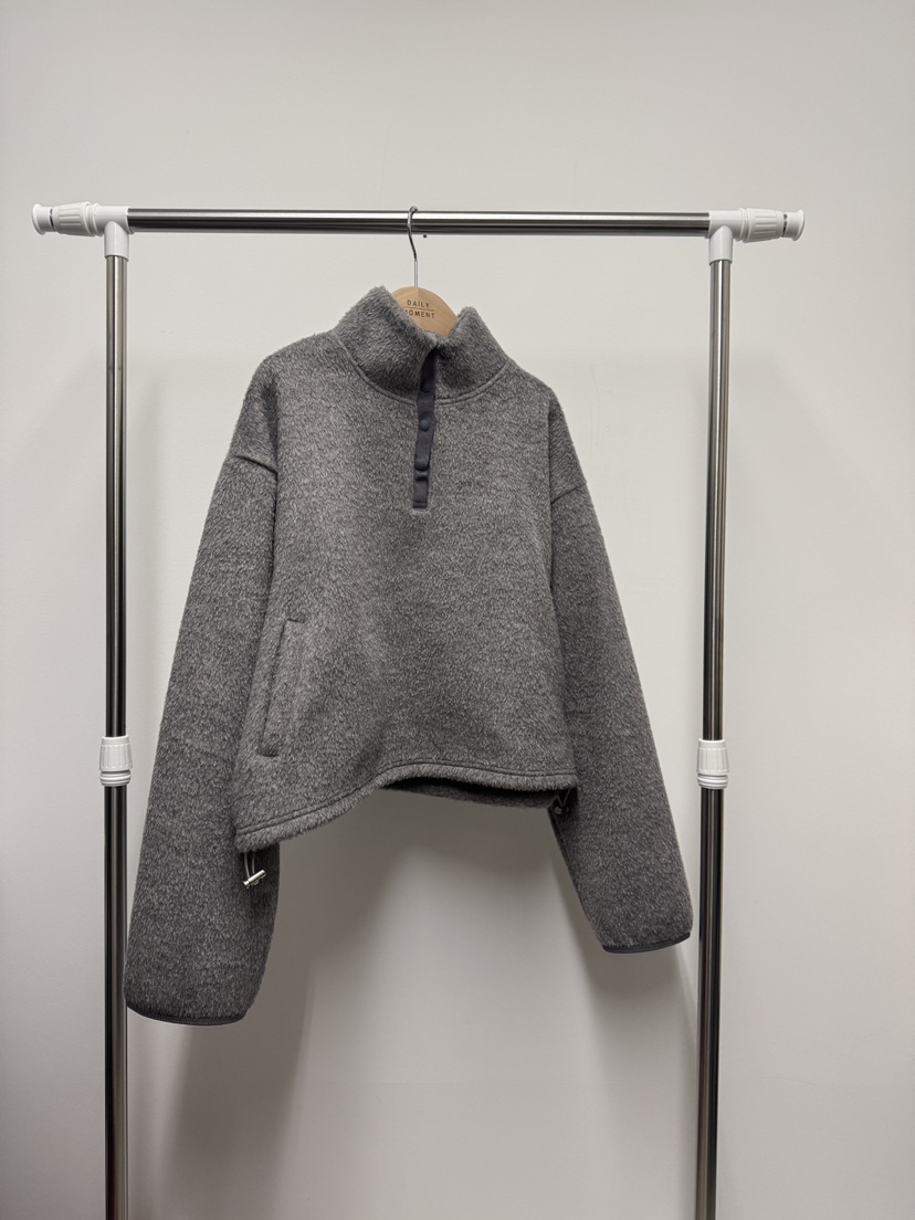 DAILY MOMENT韓國直郵㊣女士新款職業人氣25秋冬推薦時尚衛衣DAILY MOMENT衛衣圖色1