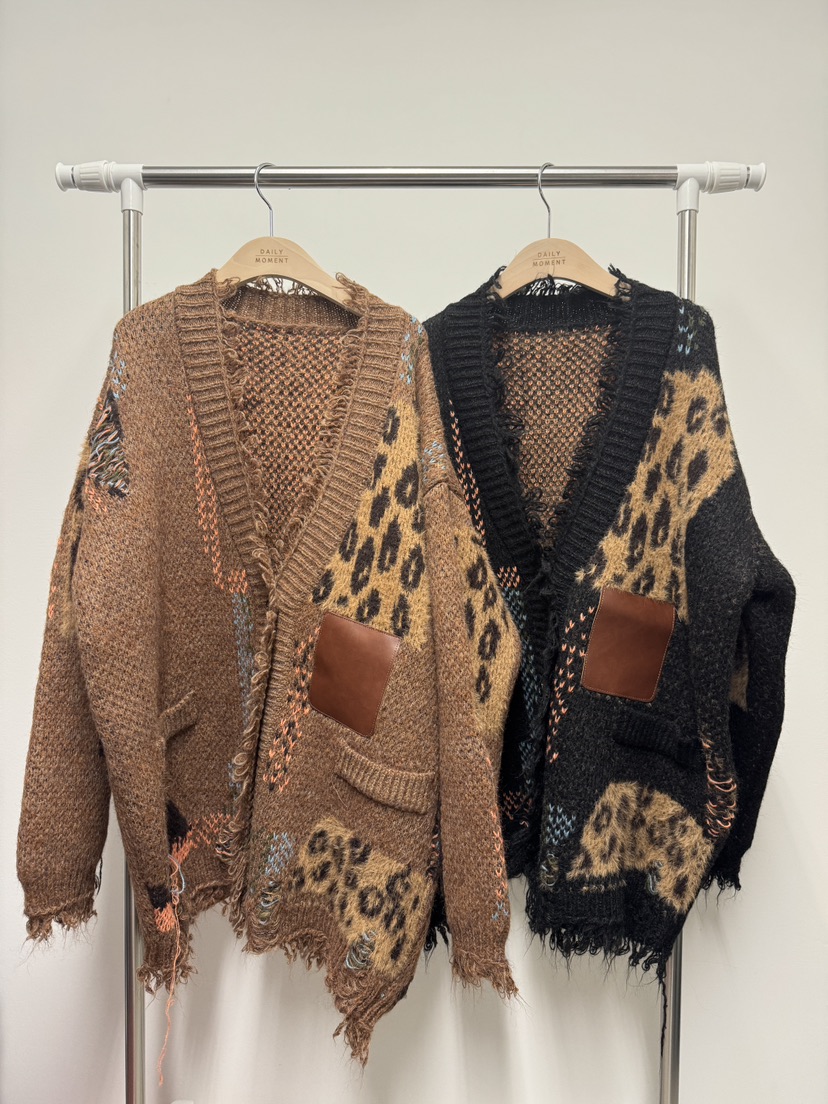 DAILY MOMENT東大門㊣直郵女裝新品人氣時尚熱賣毛衣豹紋開衫DAILY MOMENT毛衣
