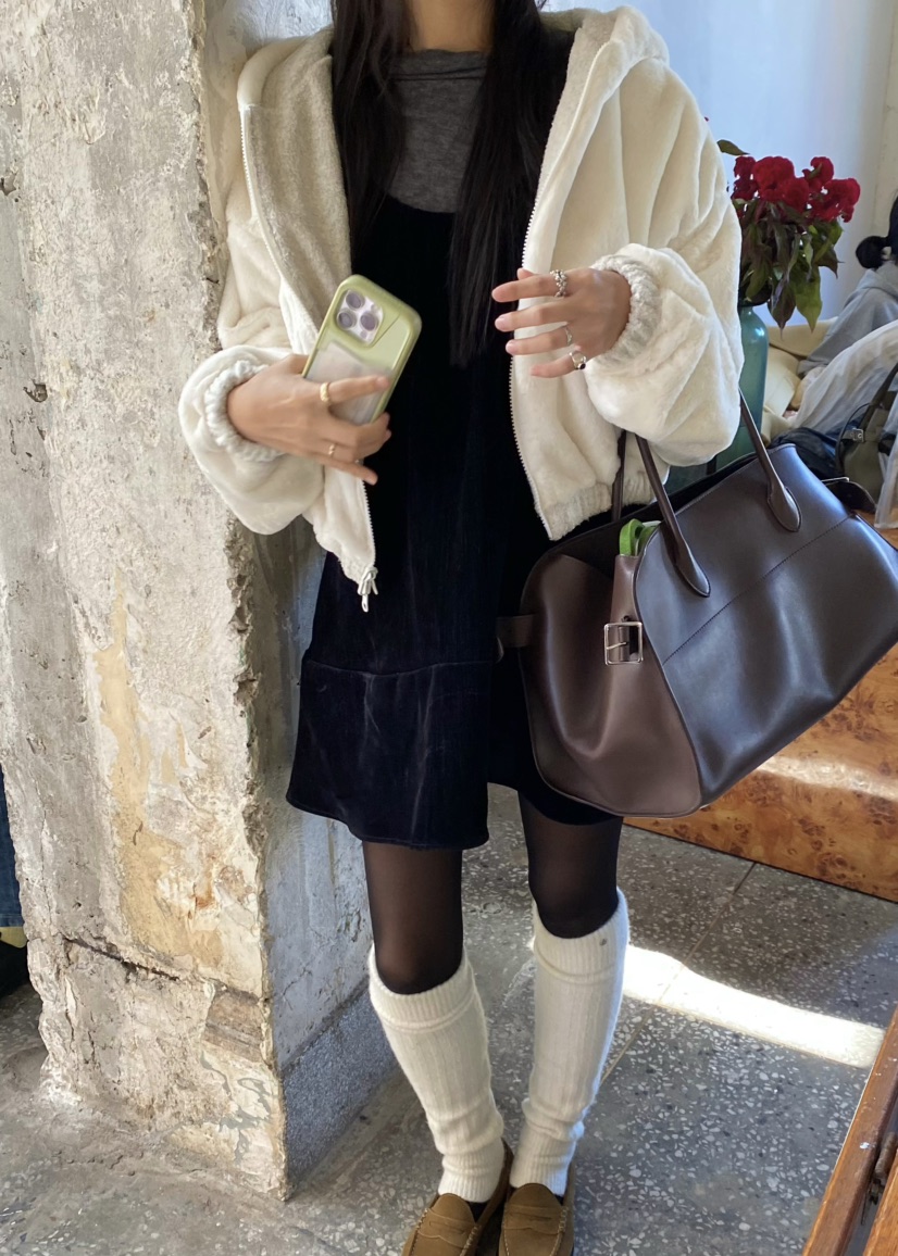 OUPPT韓國直郵㊣女士新品人氣熱賣時尚25秋冬連衣裙不含內搭OUPPT連衣裙