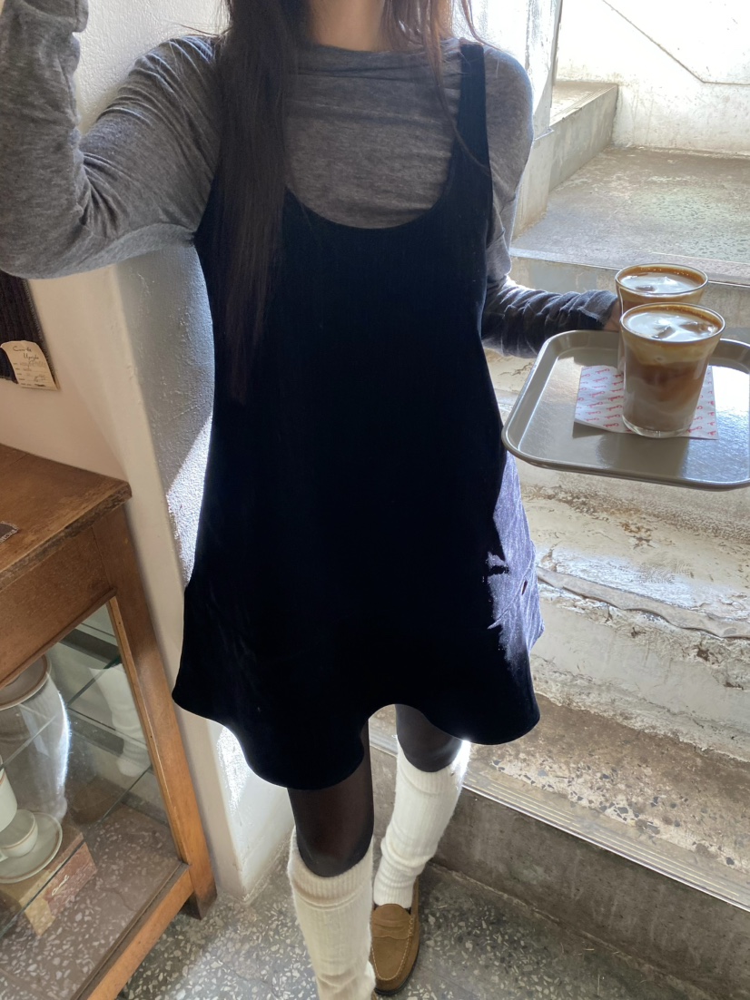 OUPPT韓國直郵㊣女士新品人氣熱賣時尚25秋冬連衣裙不含內搭OUPPT連衣裙圖色1