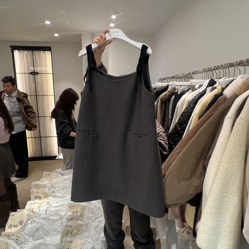 VENIR-a韓國代購㊣女裝新品人氣真品時尚25秋冬連衣裙不含內搭VENIR-a連衣裙圖色2