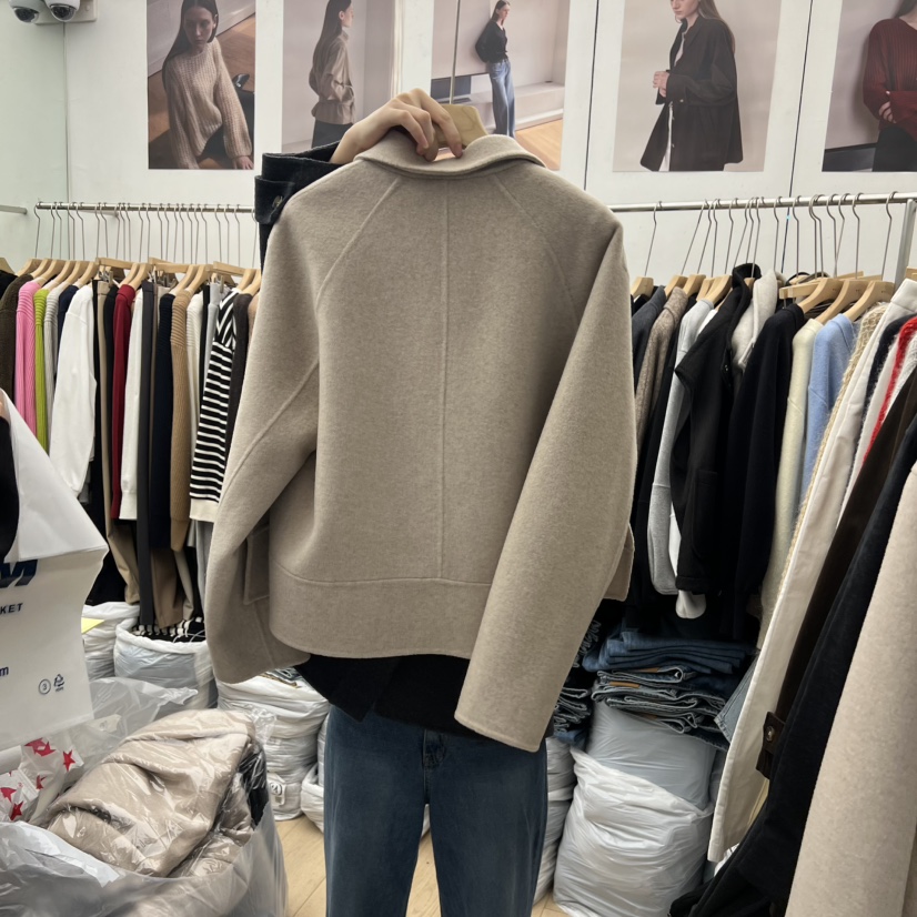 MOI-A韓國直郵㊣女士新品休閑推薦真品時尚人氣短款大衣手工MOI-A短款大衣