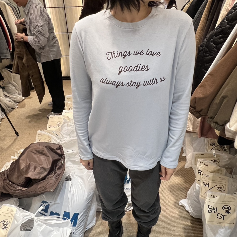 VENIR-a韓國直郵㊣女裝新款熱賣真品人氣時尚職業推薦長袖T恤VENIR-a長袖T恤圖色1