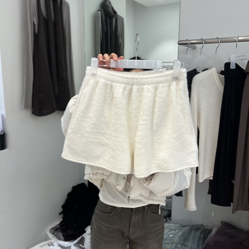 AUBE東大門㊣直郵女裝新品職業推薦熱賣人氣真品休閑短褲加絨AUBE短褲圖色2