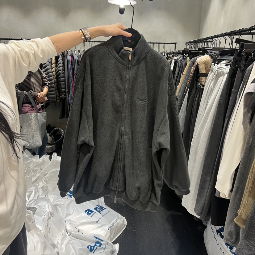 TUG東大門㊣實拍女士新品休閑熱賣人氣真品25秋冬職業推薦衛衣TUG衛衣圖色2