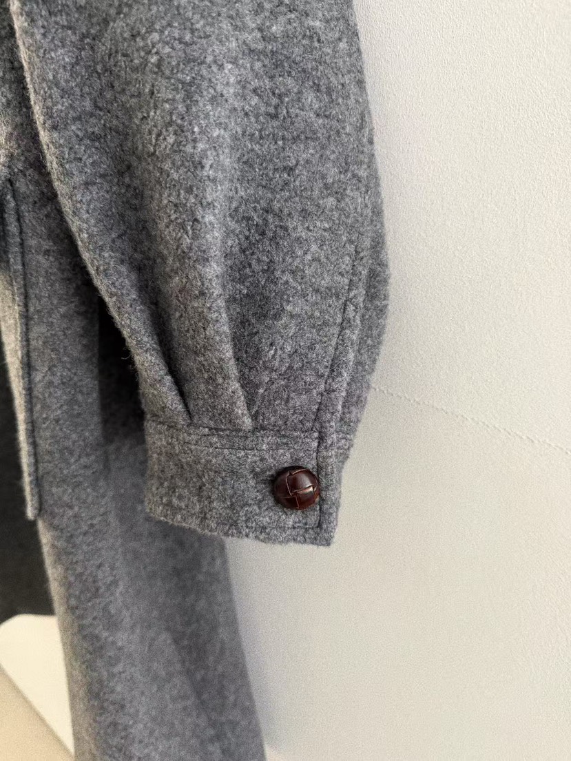 OLI SEOUL韓國代購㊣女士新款時尚推薦25秋冬熱賣中長款大衣OLI SEOUL中長款大衣