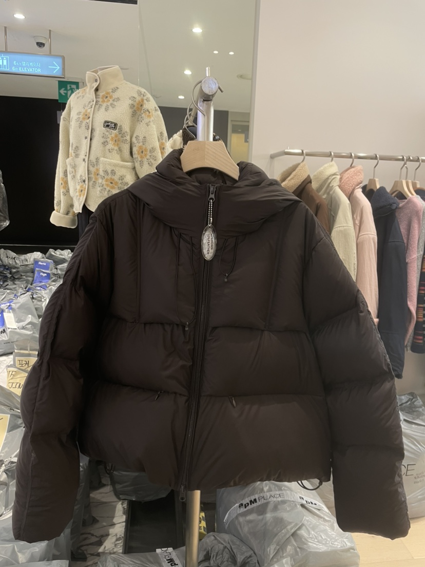 A P-STUDIO韓國代購㊣女士新品休閑時尚人氣短款羽絨服兜帽A P-STUDIO短款羽絨服圖色1