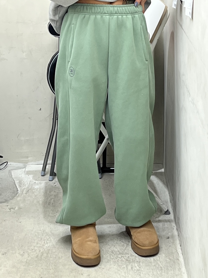 BREEZE韓國代購㊣女士新品真品25秋冬人氣推薦熱賣休閑褲繡花BREEZE休閑褲