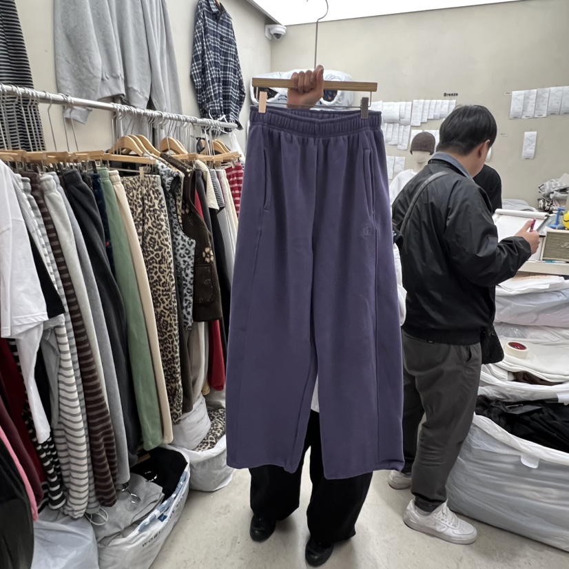 BREEZE韓國代購㊣女士新品真品25秋冬人氣推薦熱賣休閑褲繡花BREEZE休閑褲圖色4