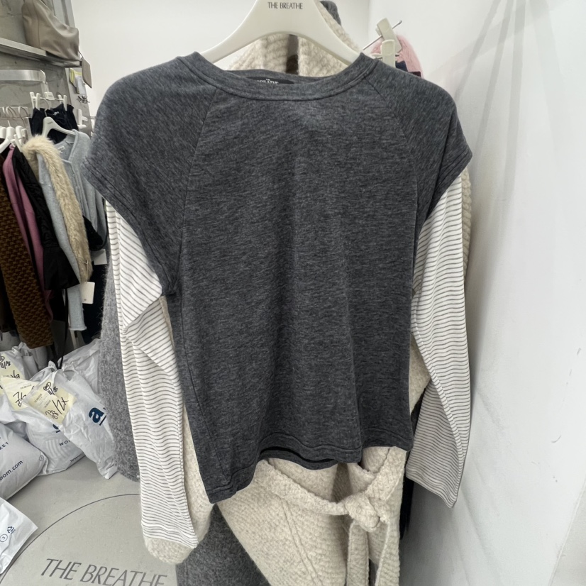 BREATHE韓國代購㊣女裝新品時尚熱賣休閑25秋冬長袖T恤假兩件BREATHE長袖T恤圖色2