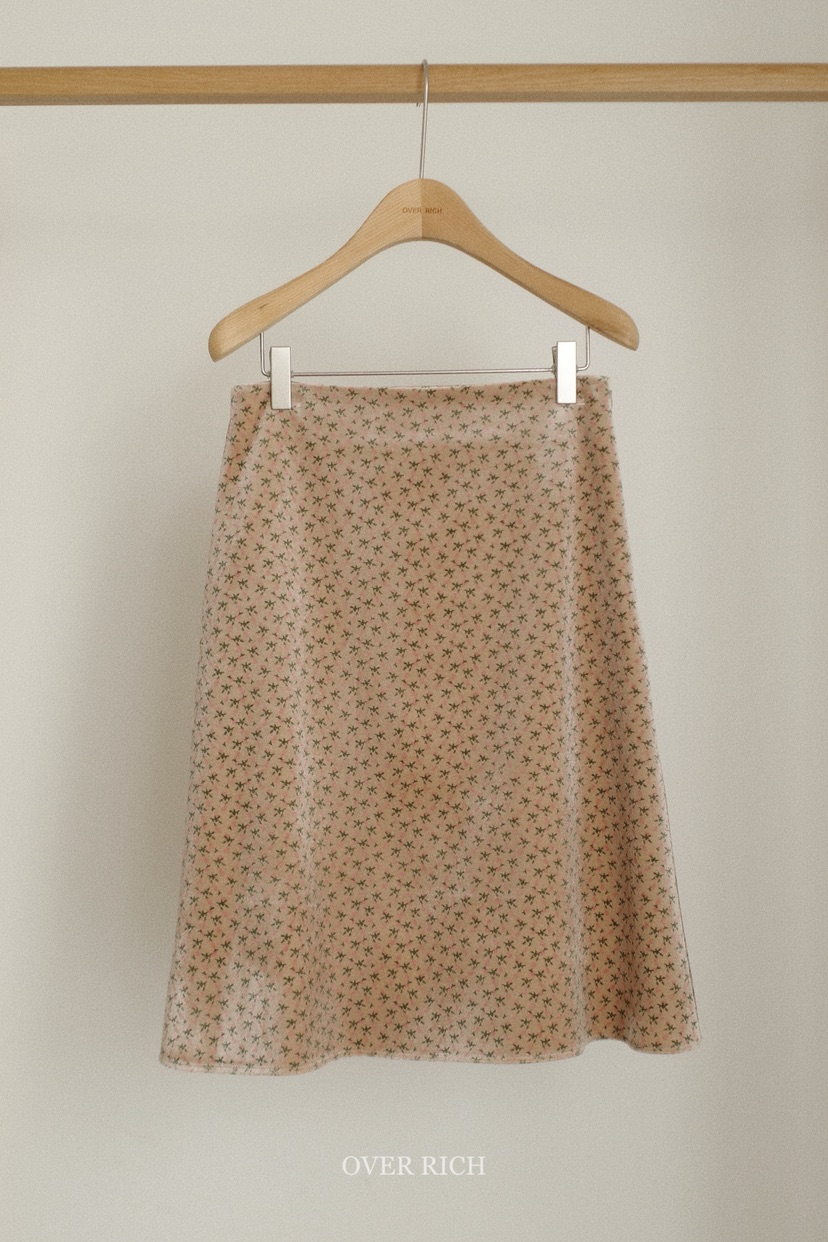 OVER RICH韓國代購㊣女士新款真品半身裙中短裙天鵝絨花朵OVER RICH半身裙/中短裙圖色1