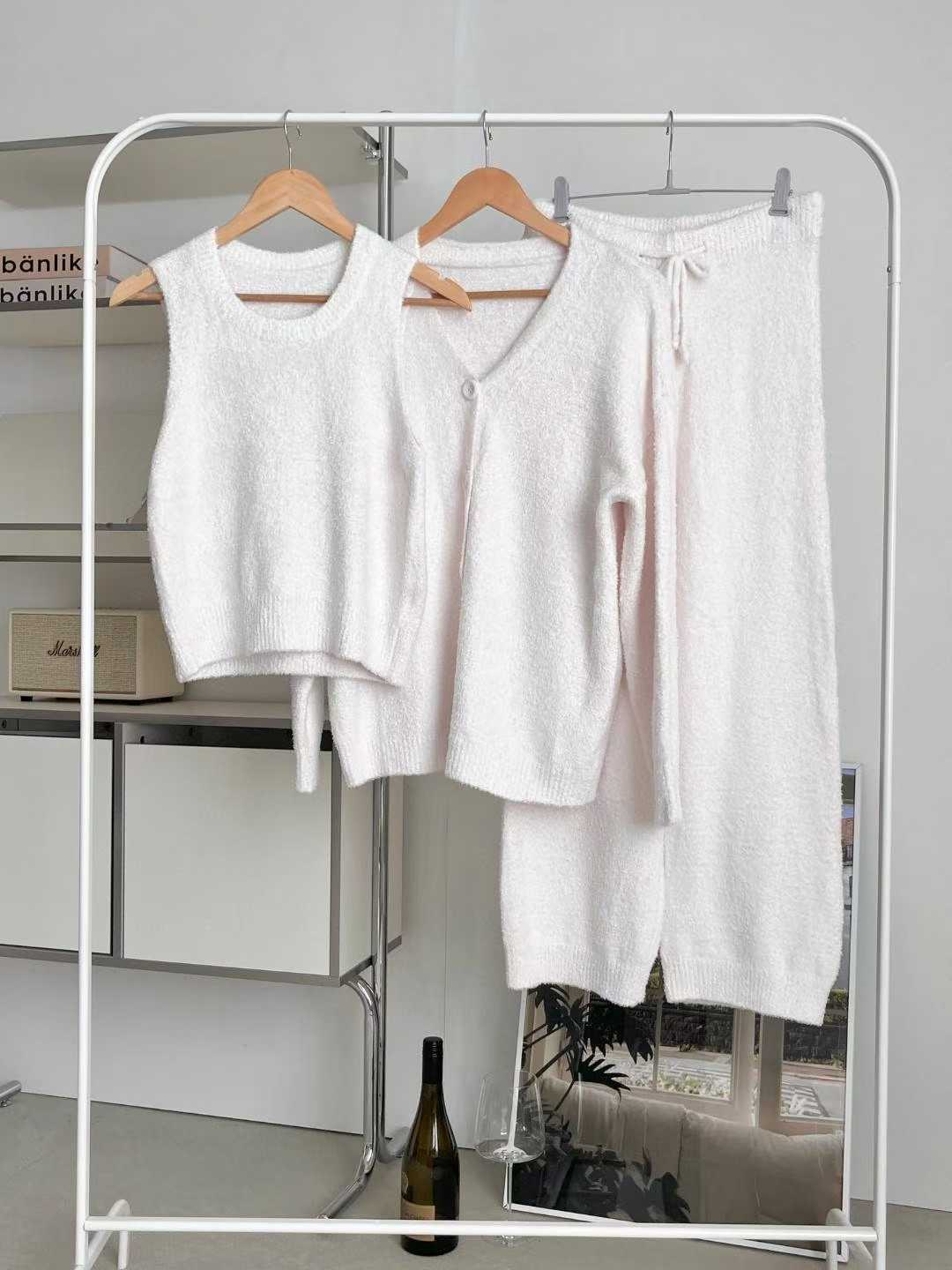 VICTORIA-P韓國直郵㊣女士新品熱賣真品休閑人氣睡衣三件套VICTORIA睡衣圖色1