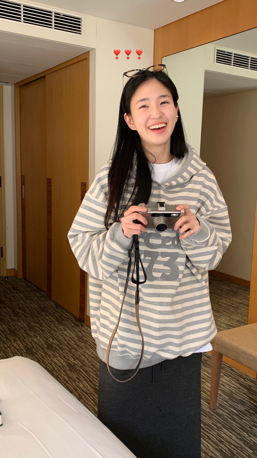 OVER RICH東大門㊣代購女士新品休閑人氣25秋冬推薦時尚衛衣OVER RICH衛衣