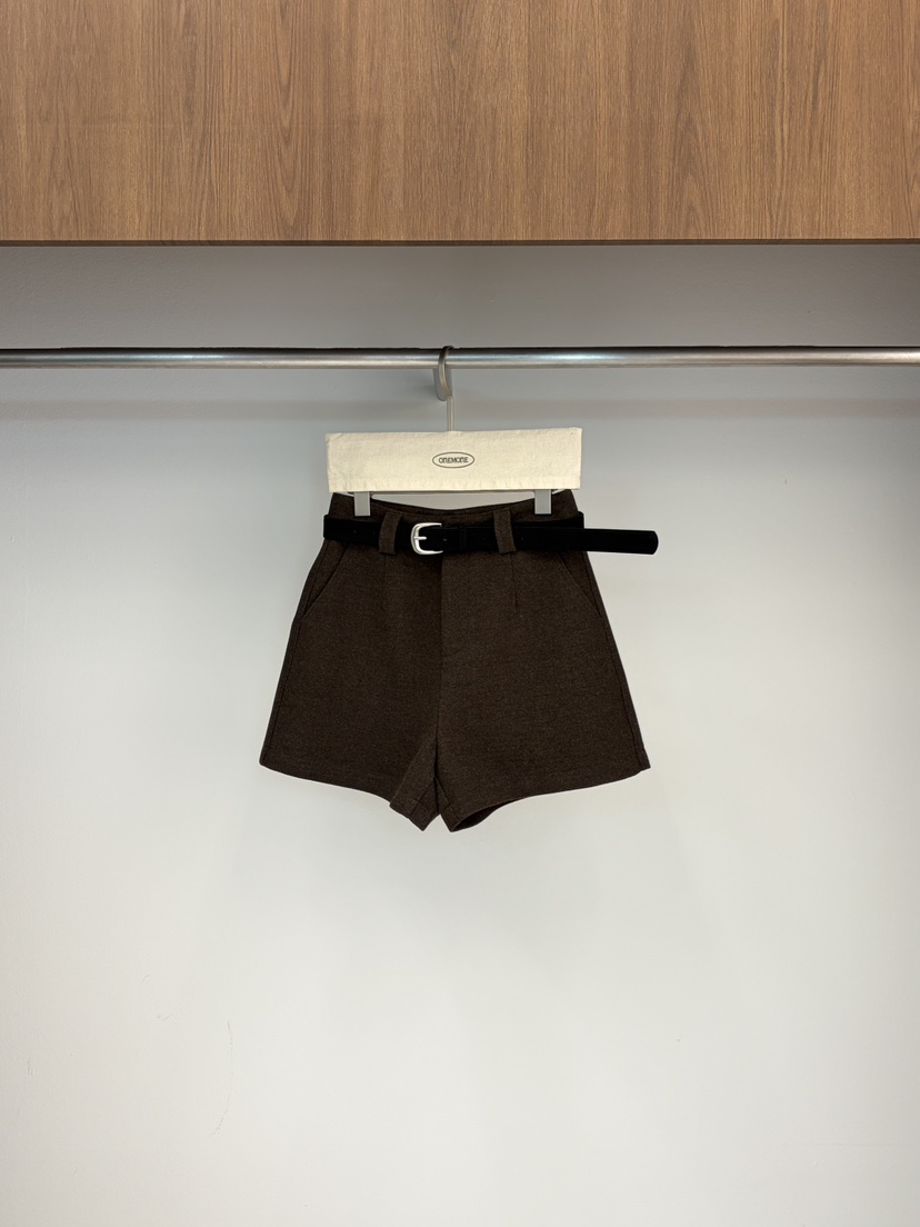 ONE MONE韓國代購㊣女士新款25秋冬熱賣時尚真品短褲包含腰帶ONE MONE短褲圖色3