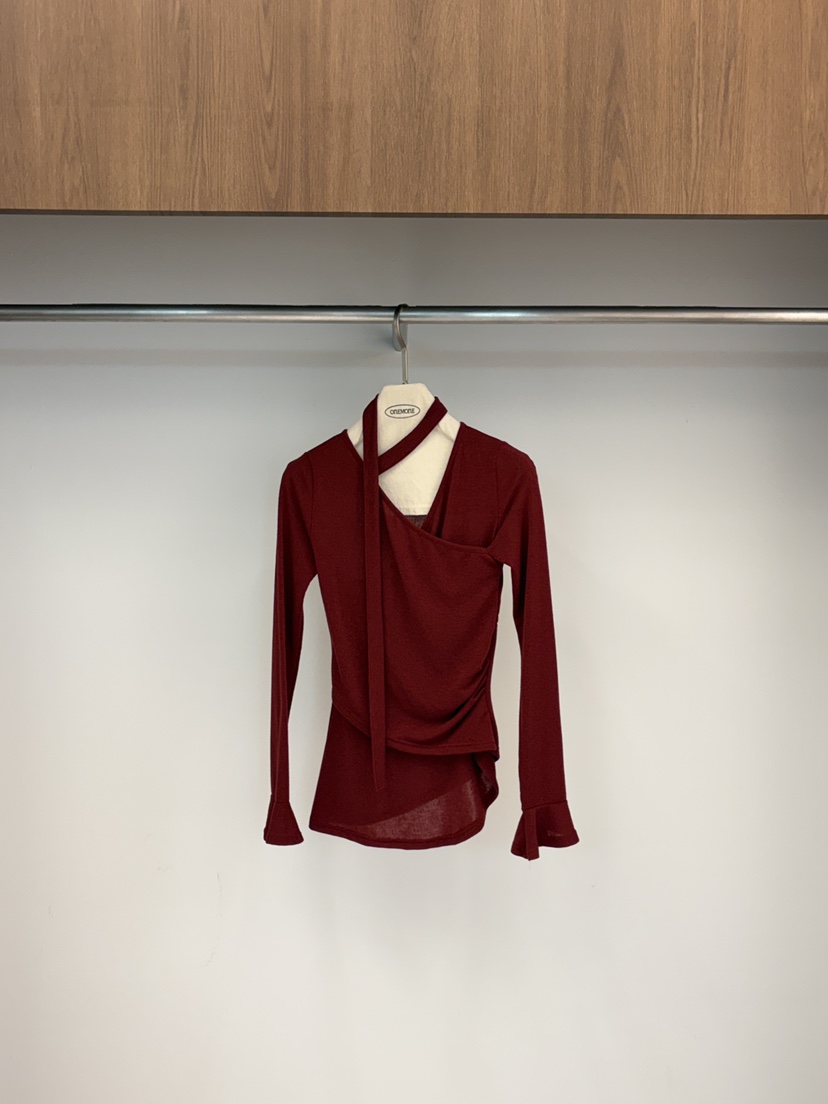 ONE MONE東大門㊣實拍女裝新款25秋冬真品時尚長袖T恤披肩ONE MONE長袖T恤圖色2