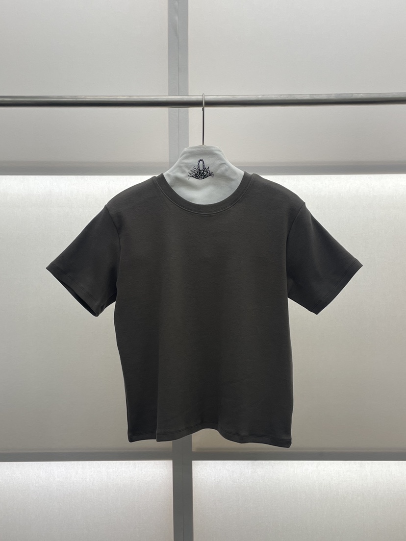 MILUI東大門㊣實拍女裝新品熱賣職業推薦人氣真品時尚25秋冬T恤MILUIT恤圖色3