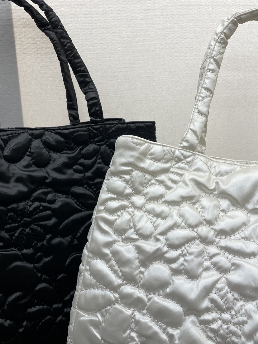 MILUI東大門㊣實拍女士新品25秋冬休閑熱賣推薦職業人氣手提包MILUI手提包