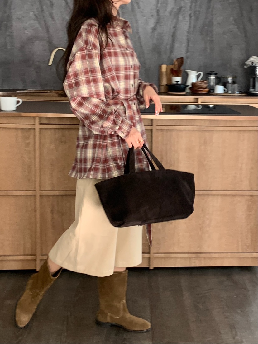 BLEECKER東大門㊣直郵女士新款熱賣25秋冬時尚人氣襯衫蕾絲衫BLEECKER襯衫/蕾絲衫