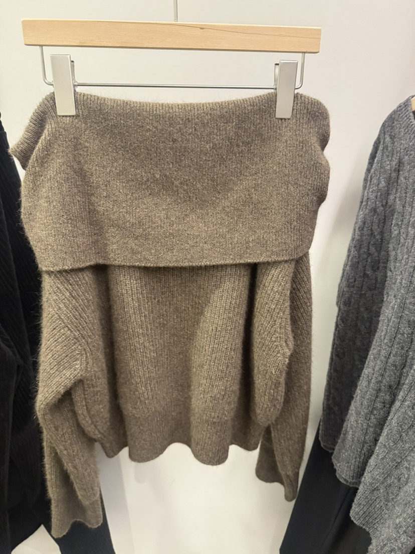 LEGACY東大門㊣代購女裝新品推薦熱賣人氣真品針織衫浣熊露肩LEGACY針織衫