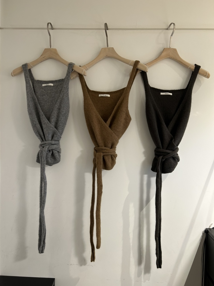 NOTICE韓國代購㊣女士新款25秋冬熱賣休閑推薦職業吊帶背心NOTICE吊帶/背心