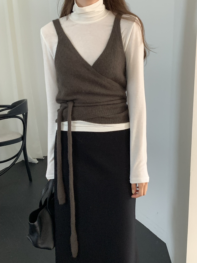 NOTICE韓國代購㊣女士新款25秋冬熱賣休閑推薦職業吊帶背心NOTICE吊帶/背心