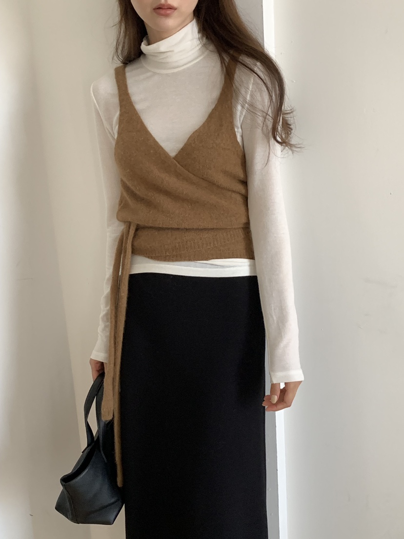 NOTICE韓國代購㊣女士新款25秋冬熱賣休閑推薦職業吊帶背心NOTICE吊帶/背心