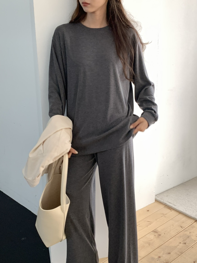 NOTICE東大門㊣實拍女士新品推薦時尚25秋冬職業長袖T恤抓絨NOTICE長袖T恤