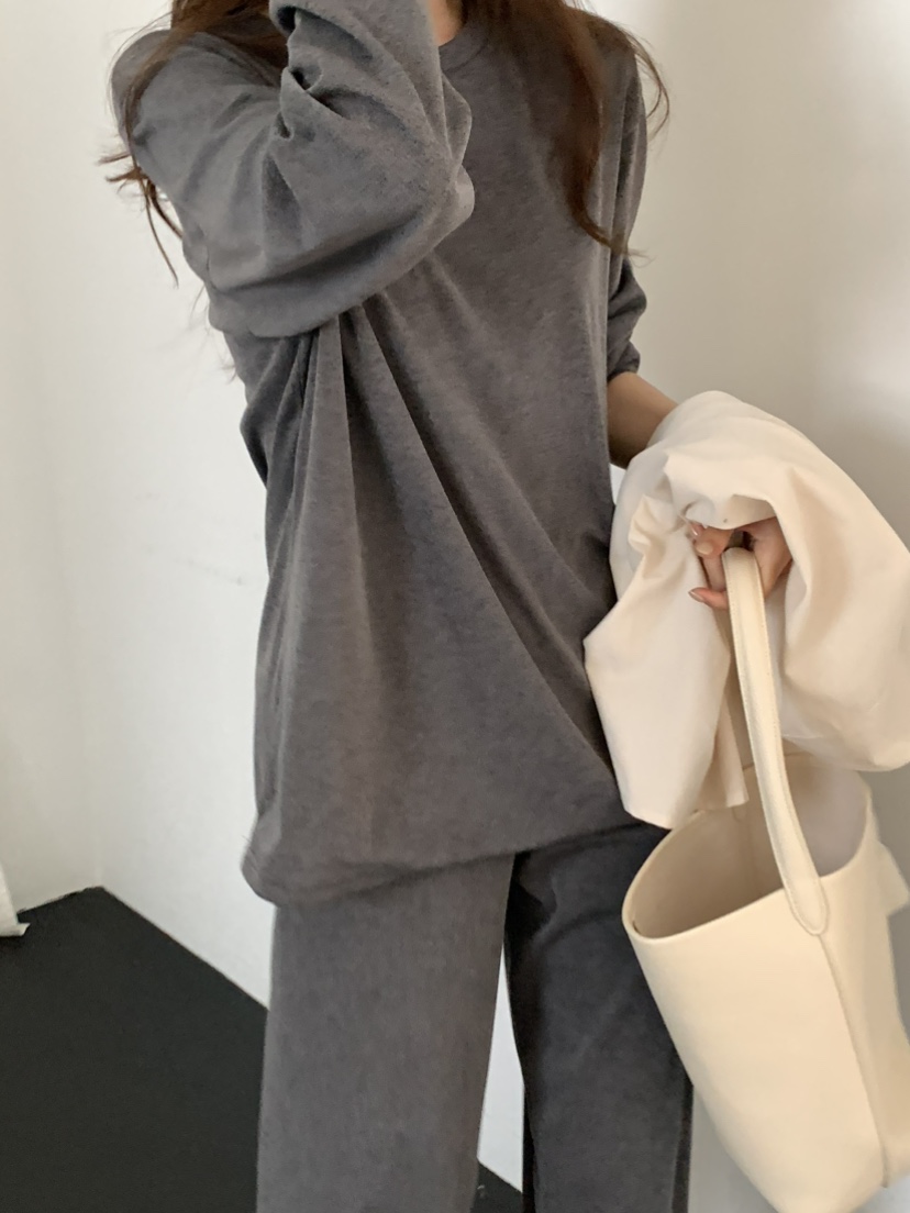 NOTICE東大門㊣實拍女士新品推薦時尚25秋冬職業長袖T恤抓絨NOTICE長袖T恤