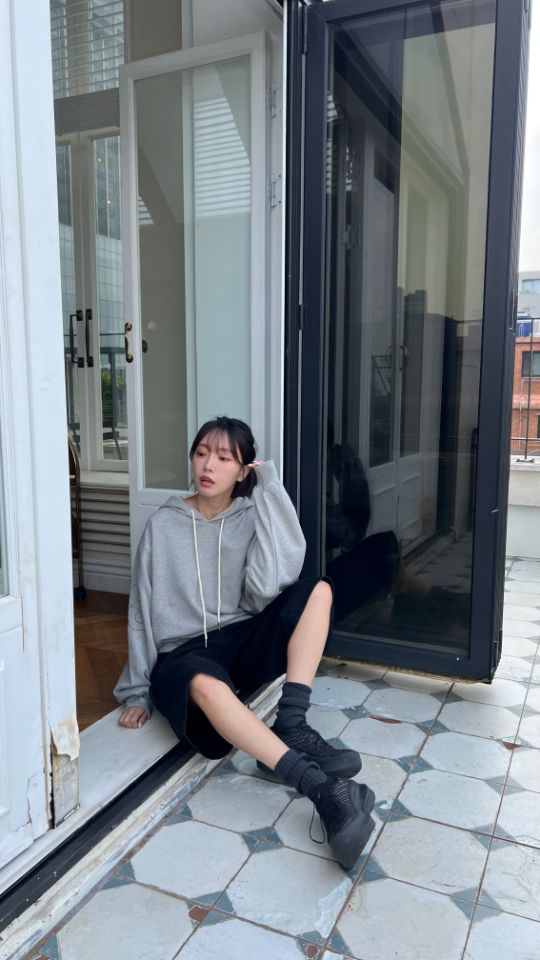 HEY/TO SEWING韓國直郵㊣女士新款休閑職業推薦熱賣衛衣刺繡BY HEY/TO SEWING衛衣