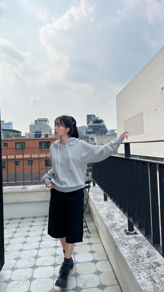 HEY/TO SEWING韓國直郵㊣女士新款休閑職業推薦熱賣衛衣刺繡BY HEY/TO SEWING衛衣圖色2