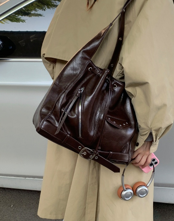 POSH BLUE東大門㊣實拍女裝新款推薦人氣職業單肩斜跨包口袋POSH BLUE單肩/斜跨包