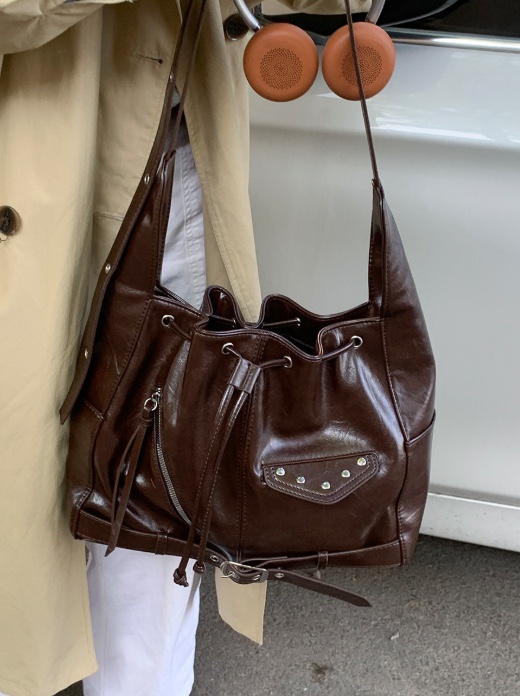 POSH BLUE東大門㊣實拍女裝新款推薦人氣職業單肩斜跨包口袋POSH BLUE單肩/斜跨包