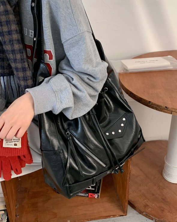 POSH BLUE東大門㊣實拍女裝新款推薦人氣職業單肩斜跨包口袋POSH BLUE單肩/斜跨包