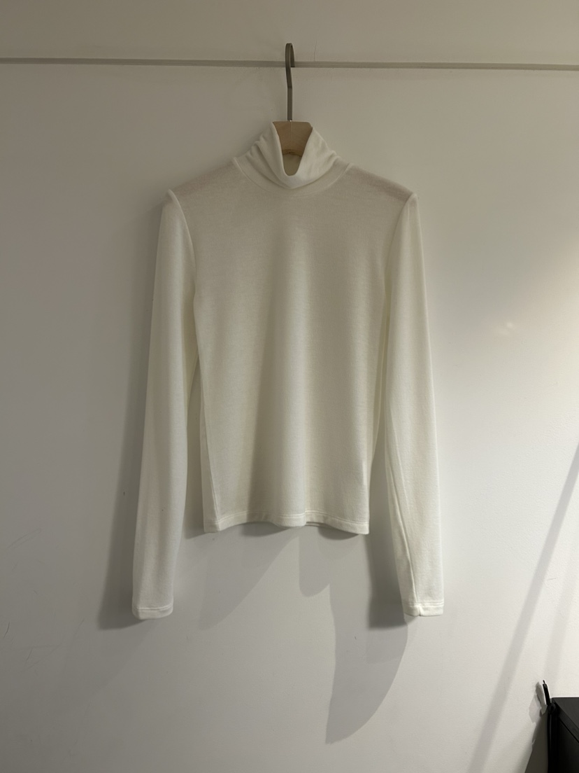 NOTICE韓國代購㊣女士新品熱賣人氣25秋冬時尚推薦職業長袖T恤NOTICE長袖T恤圖色1