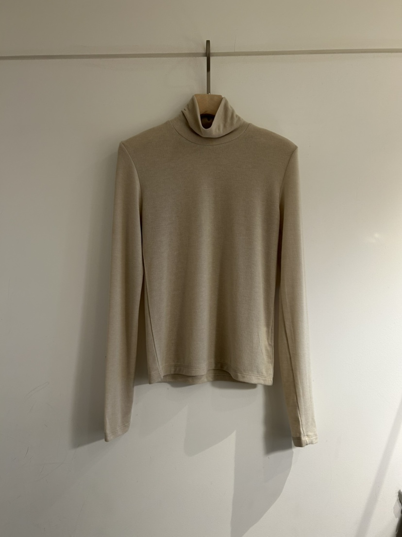 NOTICE韓國代購㊣女士新品熱賣人氣25秋冬時尚推薦職業長袖T恤NOTICE長袖T恤圖色2