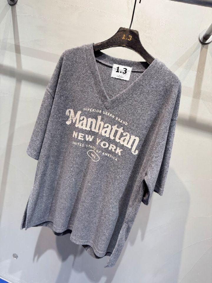 1.3韓國直郵㊣女裝新款熱賣人氣休閑25秋冬時尚職業推薦T恤1.3T恤