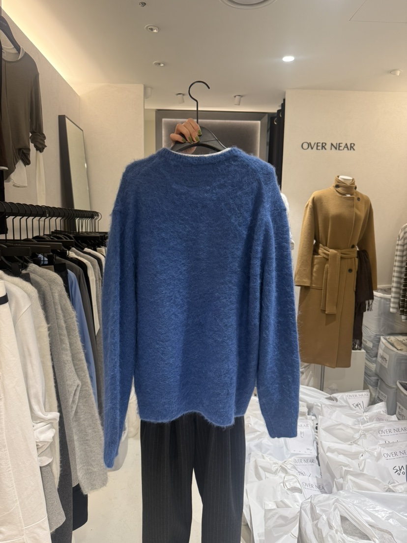 OVER NEAR東大門㊣直郵女裝新款熱賣時尚休閑針織衫不含內搭OVER NEAR針織衫