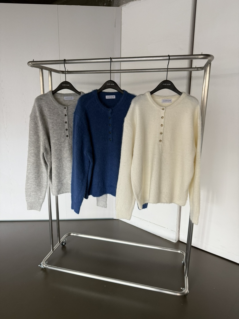 OVER NEAR東大門㊣直郵女裝新款熱賣時尚休閑針織衫不含內搭OVER NEAR針織衫