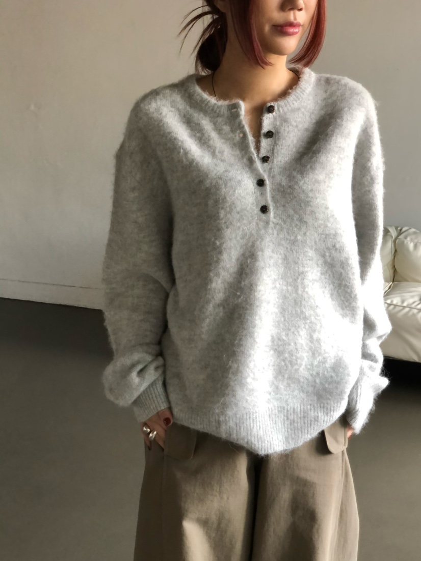 OVER NEAR東大門㊣直郵女裝新款熱賣時尚休閑針織衫不含內搭OVER NEAR針織衫