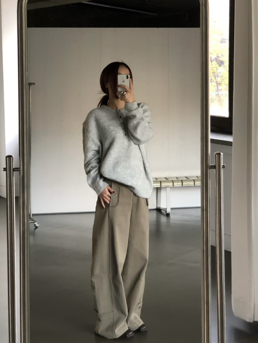 OVER NEAR東大門㊣直郵女裝新款熱賣時尚休閑針織衫不含內搭OVER NEAR針織衫