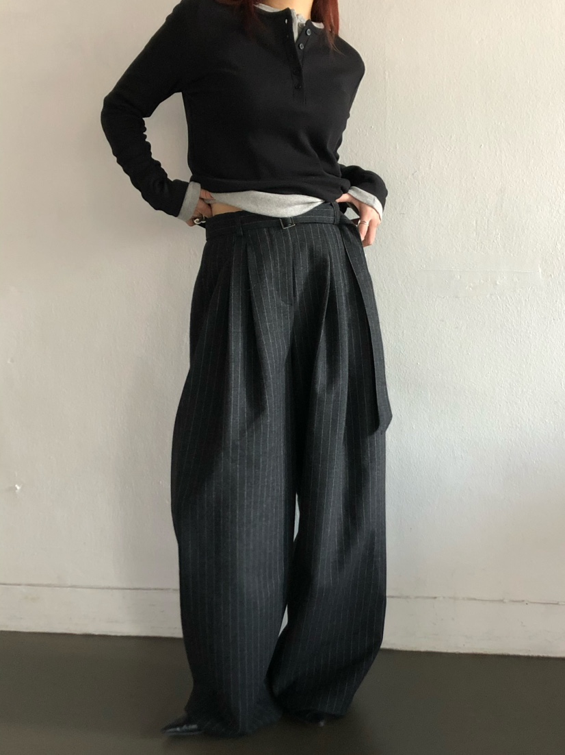 OVER NEAR韓國代購㊣女士新品熱賣人氣職業長袖T恤不含內搭OVER NEAR長袖T恤