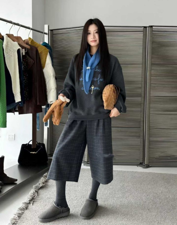 BOBBIE DOLL韓國代購㊣女裝新品時尚休閑25秋冬人氣推薦衛衣BOBBIE DOLL衛衣