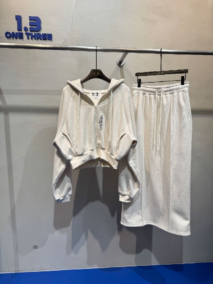 1.3韓國直郵㊣女士新品休閑推薦職業時尚真品人氣熱賣套裝1.3套裝圖色1