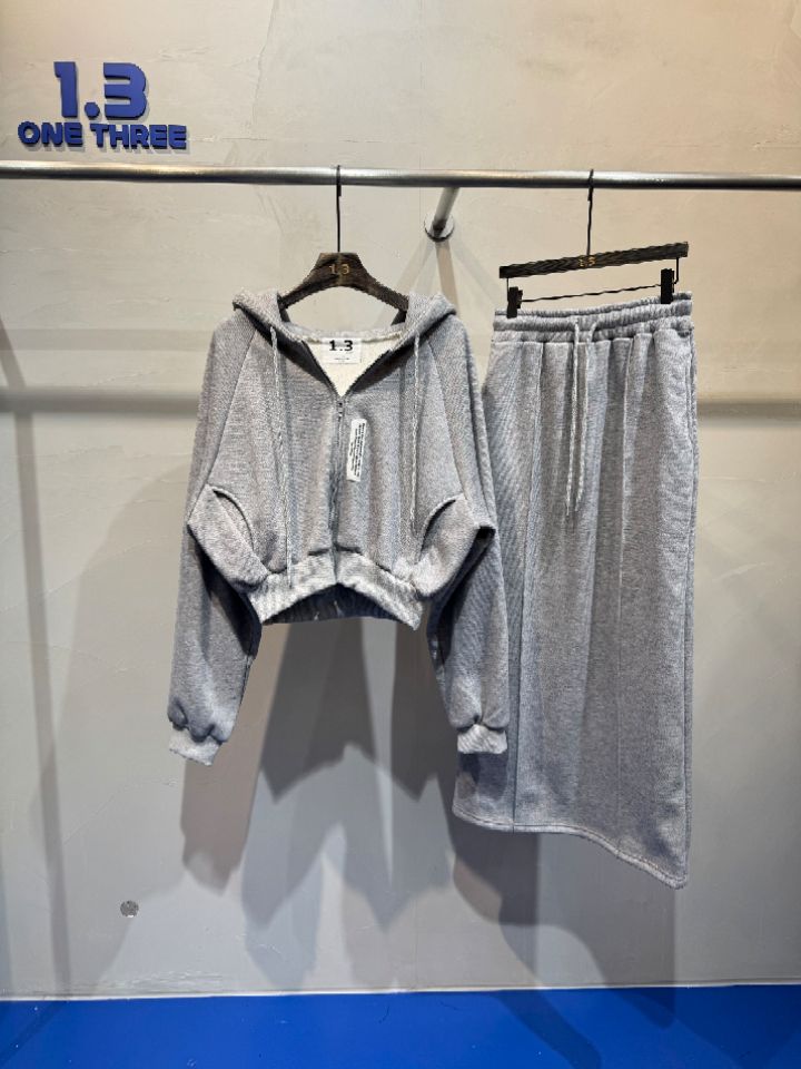 1.3韓國直郵㊣女士新品休閑推薦職業時尚真品人氣熱賣套裝1.3套裝圖色2