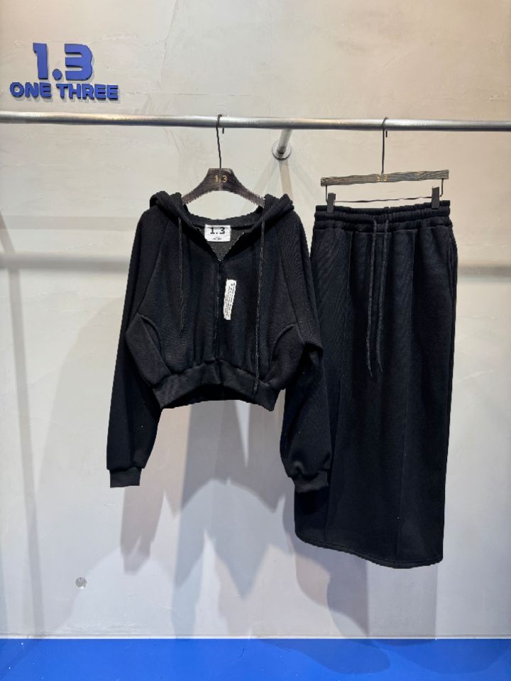 1.3韓國直郵㊣女士新品休閑推薦職業時尚真品人氣熱賣套裝1.3套裝圖色4